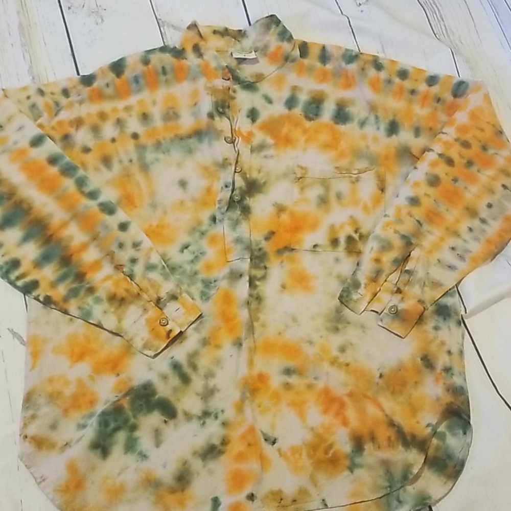 143 Tie dyed long sleeved shirt big man's S